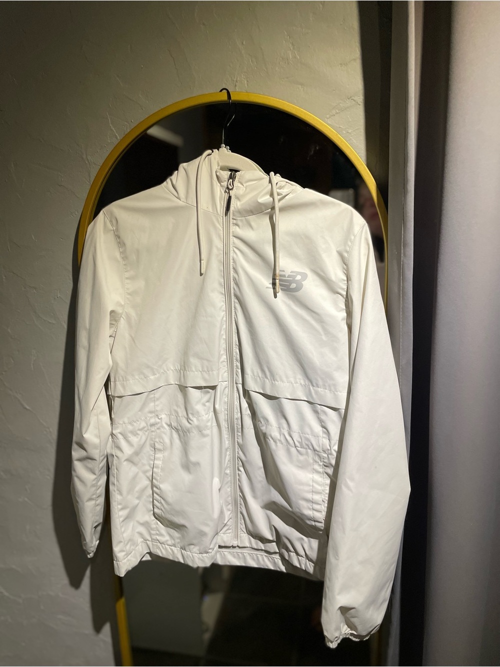New Balance Men’s White Hooded Windbreaker Jacket with Subtle Logo